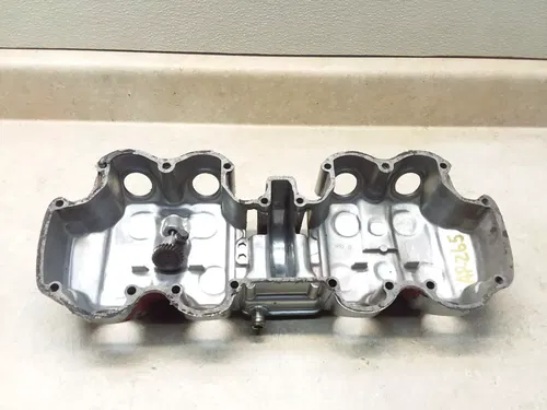 Honda 1976 CB750-F Super Sport Engine Top Cylinder Head Cover PA AP-265