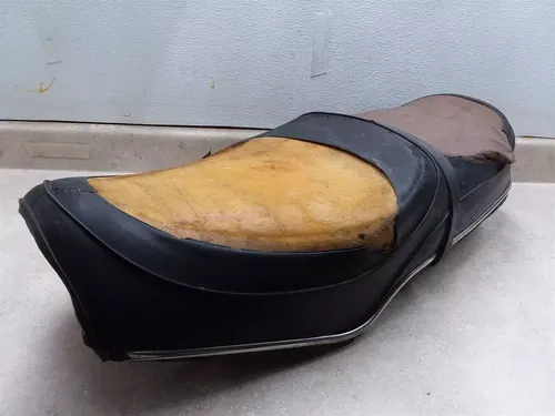 Honda 200 TWINSTAR CM200-T Seat Base Unit Good Metal Base'1980 1981 AP-217