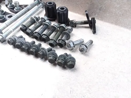 1995 Suzuki GSXR 1100 Motor Mount Bolts & Bracket Hardware GSXR1100-W PA AP-304