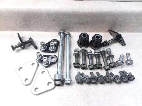 1995 Suzuki GSXR 1100 Motor Mount Bolts & Bracket Hardware GSXR1100-W PA AP-304