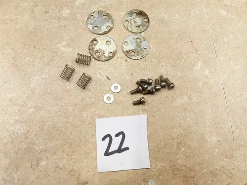 Yamaha XJ1100 Maxim Carb Carburetor Diaphragms Needle Holders #22 1982 AP-273
