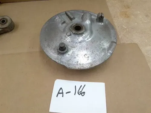Yamaha 275" RT1 RT2 Frozen Drive Front Wheel Brake Plate 1970s A-166