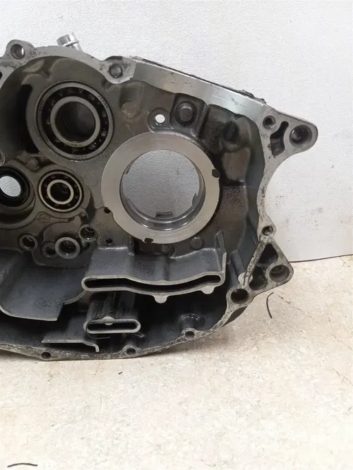 Yamaha 225 TT TT225 Engine Left Crankcase 1986 1987 PA AP-153