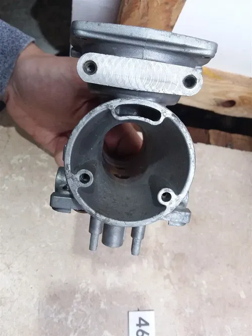 Kawasaki KZ750-R GPZ Carburetor Right Outside Body 1982 #46 UO AP-398