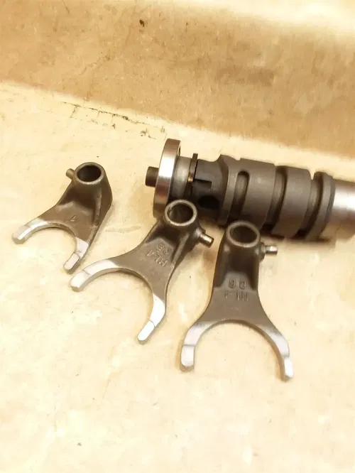 Honda 450 CMX CMX450 REBEL Engine Shift Forks & Drum Hardware 1986 1987