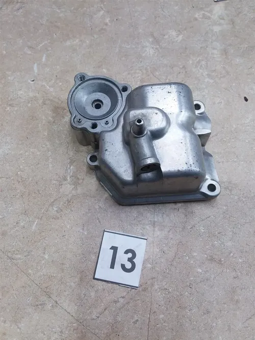 Honda CB650 CB750 Carburetor Left Accelerator Float Bowl 1981 1982 #13 UO AP-368
