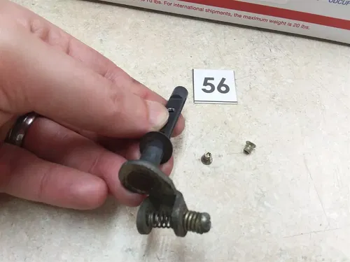 Kawasaki ZX600-E ZZR600 Carb LEFT Outer Throttle Shaft #56 1993-2003 UO AP-359