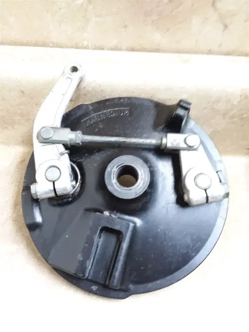 Yamaha YZ490 YZ250 TT600 IT490 Good Front Brake Plate 1982-1986 RP-9