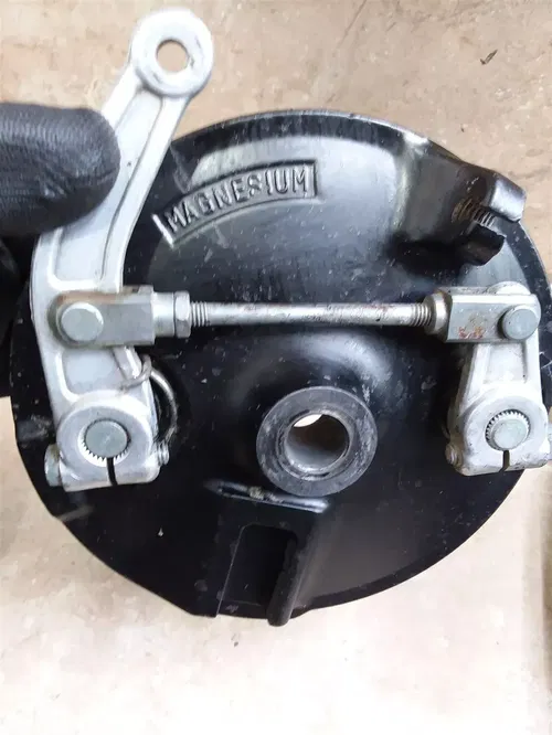 Yamaha YZ490 YZ250 TT600 IT490 Good Front Brake Plate 1982-1986 RP-9