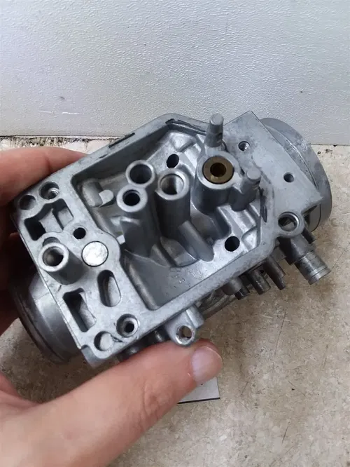 Honda CB650-Custom Carburetor LEFT Inside Body 1981 1982 #29 UO AP-423