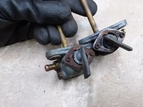 Yamaha 500 XS500 TX500 Gas Tank Fuel Petcock Valve Set 1974 1975