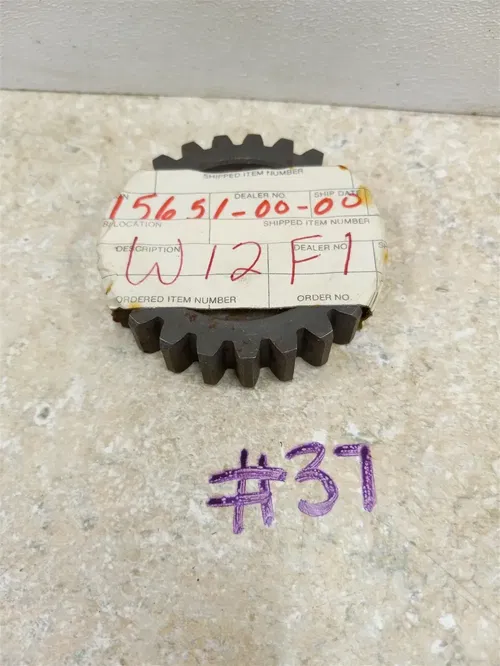 NOS Yamaha SC500 MX360 Engine Kickstarter Idle Gear 363-15651-00 AP-181 #37