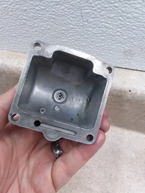 Suzuki GS650-G-E Carburetor Nice Float Bowl 1981-1983 #6 SA AP-416
