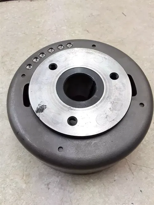 Yamaha 600 TT600 Engine Good Flywheel Alternator Rotor 1984 1985 AP-215