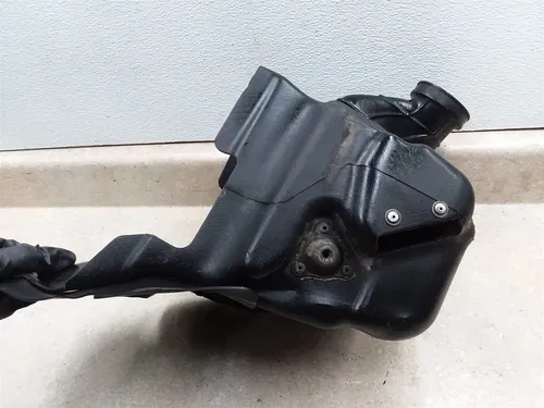 Honda CR250R CR250-R Air Box Cleaner Unit 1984 PA #8 AP-