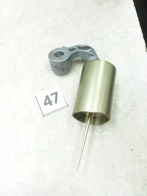 Suzuki GS850-G Carb Carburetor LEFT Outside Body Slide Needle1979 #47 UO AP-366