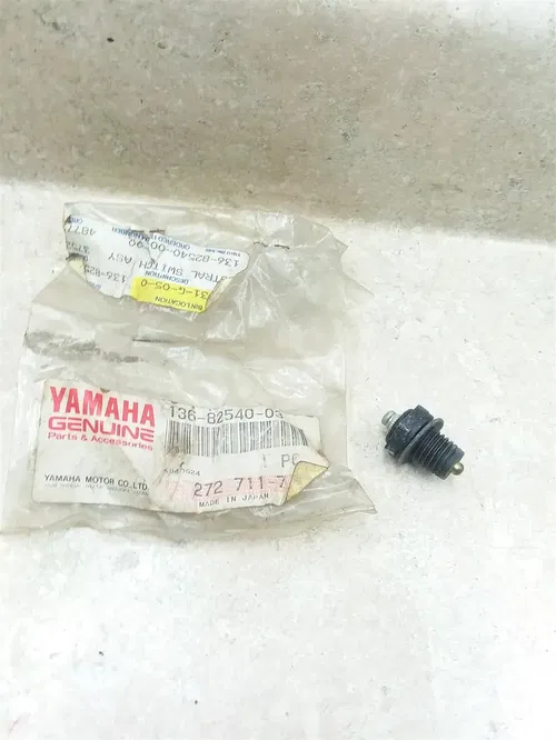 Yamaha YFM350 Neutral Switch 1994 136-82540-03 NOS PA #26 AP-322