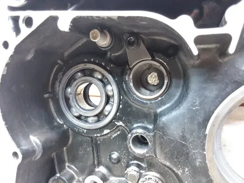 Honda XR600 XR600-R 1985 Engine Case Left Crankcase PA AP-260