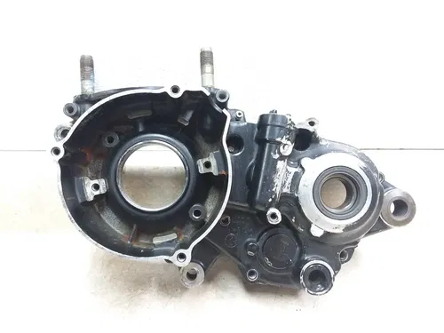 Yamaha 490 ITT490 Engine Damaged LEFT Crankcase 1983 1984 PA AP-130