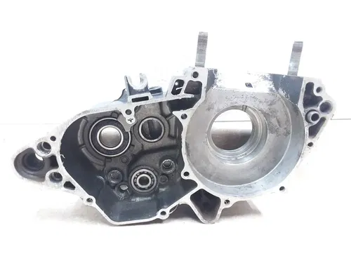 Yamaha 490 ITT490 Engine Damaged LEFT Crankcase 1983 1984 PA AP-130