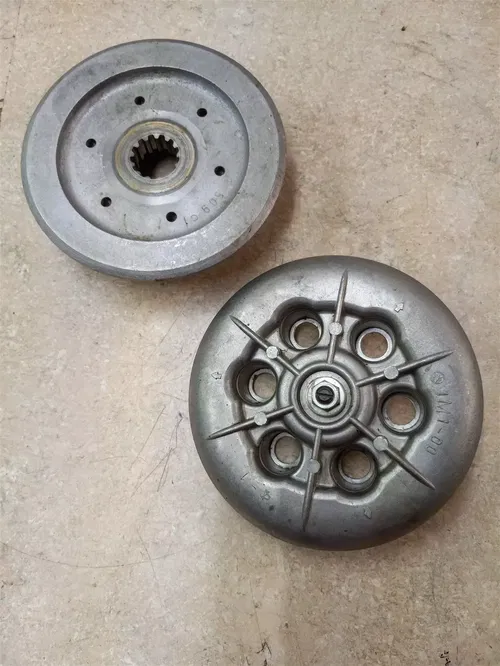 Yamaha IT IT400 Engine Clutch Hub Pressure plate Unit 1976 1977 PA AP-166