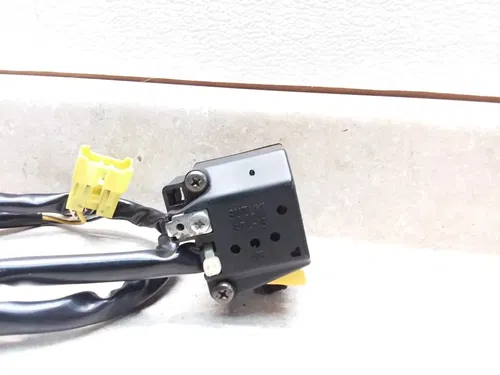 1995 Suzuki GSXR 1100 Left Handlebar Control Switch GSXR1100-W PA AP-304