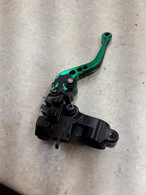 Kawasaki 300 EX300-R NINJA Left Lever Perch 2014 AP-216