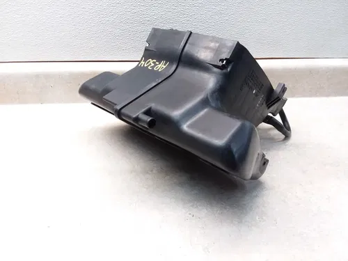 1995 Suzuki GSXR 1100 Air Cleaner Box Housing GSXR1100-W JPA AP-304