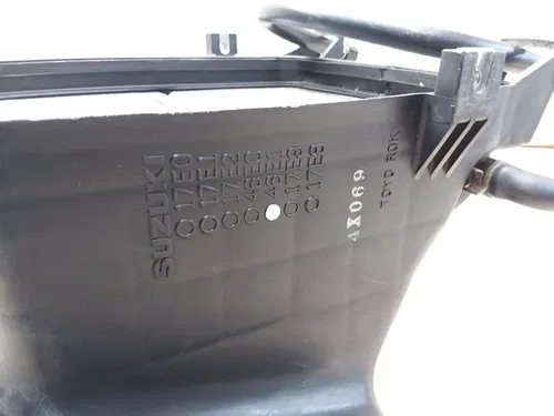 1995 Suzuki GSXR 1100 Air Cleaner Box Housing GSXR1100-W JPA AP-304