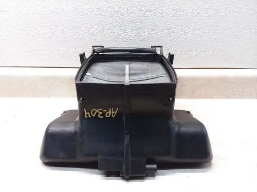 1995 Suzuki GSXR 1100 Air Cleaner Box Housing GSXR1100-W JPA AP-304