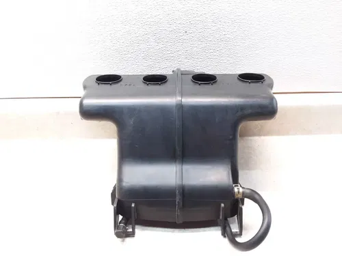 1995 Suzuki GSXR 1100 Air Cleaner Box Housing GSXR1100-W JPA AP-304
