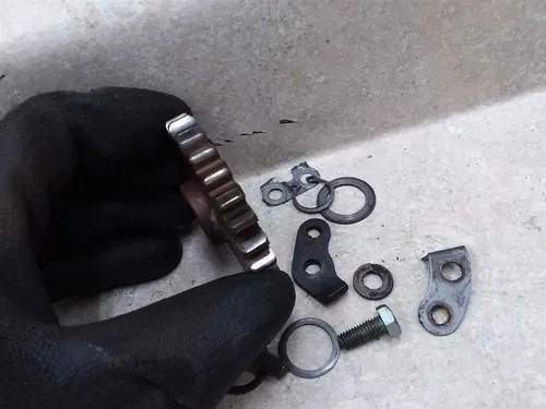 Yamaha 250 DT1 Engine Kickstarter Idle Gear Hardware 1969 1970 1971 AP-256