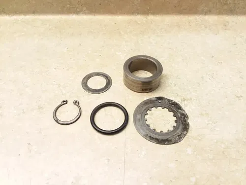 Yamaha SC500 1973 1974 Engine Drive Sprocket Collar & Nut Hardware PA AP-275