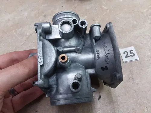 Kawasaki KZ400-H LTD V60A Carburetor Right Carb Body 1979 # 25 UO AP-405