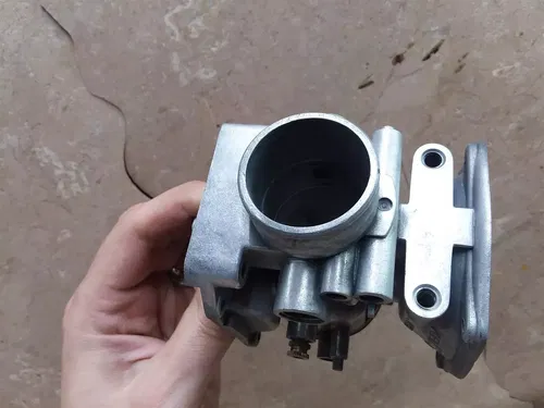 Kawasaki KZ400-H LTD V60A Carburetor Right Carb Body 1979 # 25 UO AP-405