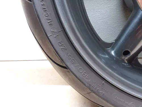 1995 Suzuki GSXR 1100 Rear Wheel & Tire Assembly GSXR1100-W PA AP-304