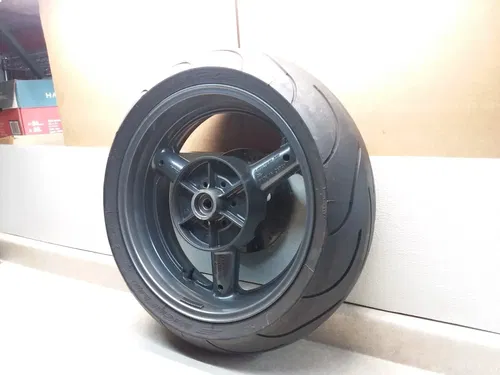 1995 Suzuki GSXR 1100 Rear Wheel & Tire Assembly GSXR1100-W PA AP-304