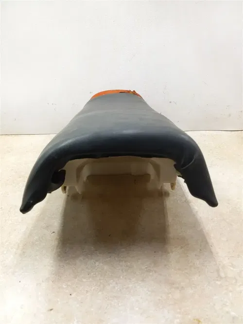 Yamaha 225 TT TT225 Seat Base Unit 1986 1987 PA AP-153