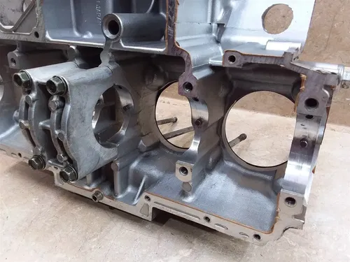 Kawasaki 1000 KZ1000 P Engine Top Crankcase 1998 1999 PA AP-205