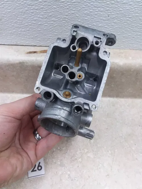 Kawasaki ZX600-E ZZR600 Carburetor LEFT Outside Body #26 1993-2003 UO AP-359