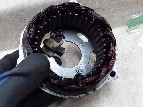 BMW R60 R60/5 Engine Good Alternator Stator BOSCH 1971 PA AP-432