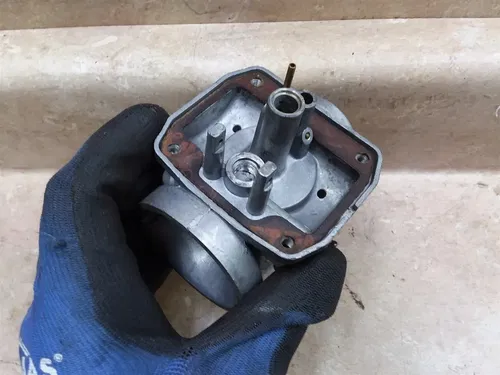 Yamaha YZ400 Engine Carburetor Carb Body 1977 Vintage PA AP-429