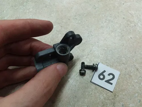 Yamaha XS750 1977 1978 1979 Carburetor Choke Plunger Cover #62 UO AP-406