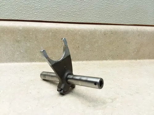 Honda XR600 XR600-R 1985 Engine Center Shift Fork & Shaft PA AP-260