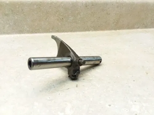 Honda XR600 XR600-R 1985 Engine Center Shift Fork & Shaft PA AP-260