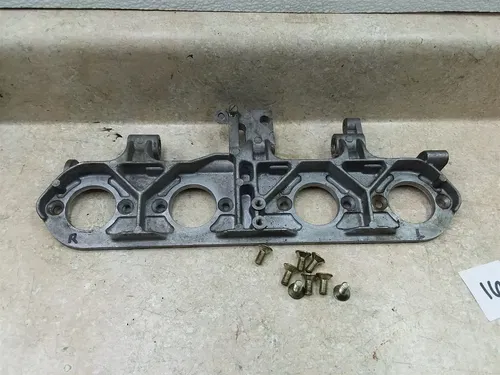 Kawasaki KZ650-B2 1084 Carburetor Body Bracket & Screws 1978 #16 AP-284