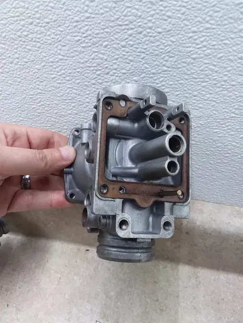 Suzuki GS650-G-E Carburetor Right Inside Body 1981-1983 #3 SA AP-416