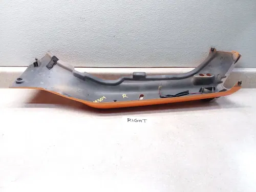 1995 Suzuki GSXR 1100 Right Side Cover Frame Body Panel GSXR1100-W PA AP-304