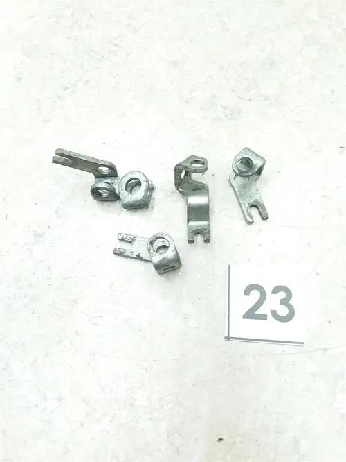 Yamaha 700 MAXIM X XJ700-X Carburetor Choke Brackets 1985 1986 #23 UO AP-350