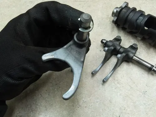 Yamaha 400 IT IT400 Engine Shift Drum Forks 1977 1978 1W6 PA AP-325
